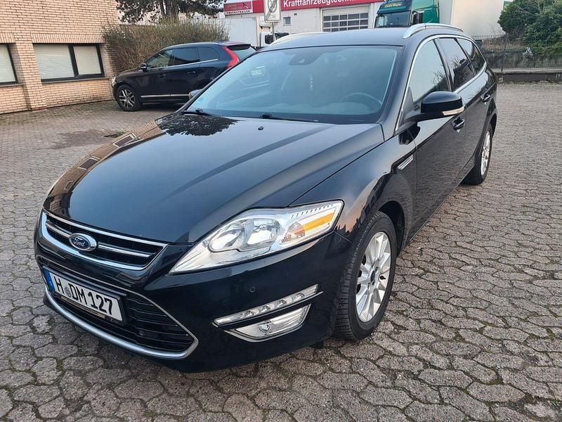 Gebraucht Ford Mondeo 163 PS (119 kW) 2013 Schwarz Kombi