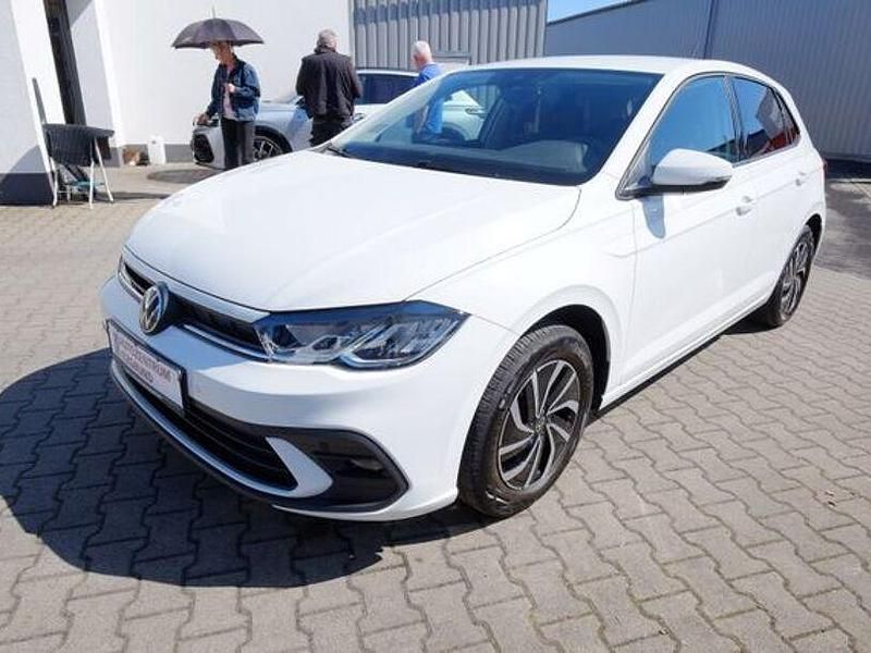 Gebraucht VW Polo Life 95 PS (69 kW) 2025 Silber Kleinwagen