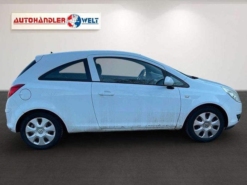 Gebraucht Opel Corsa Edition 80 PS (58 kW) 2008 Weiß Kleinwagen