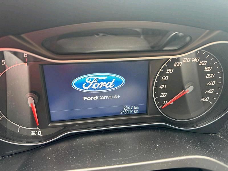 Second-hand Ford S-MAX S 163 CP (119 kW) 2011 Negru Monovolum
