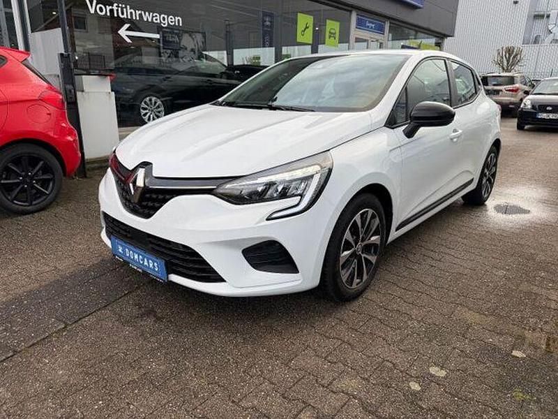 Gebraucht Renault Clio V Equilibre 67 PS (49 kW) 2023 Weiß Limousine
