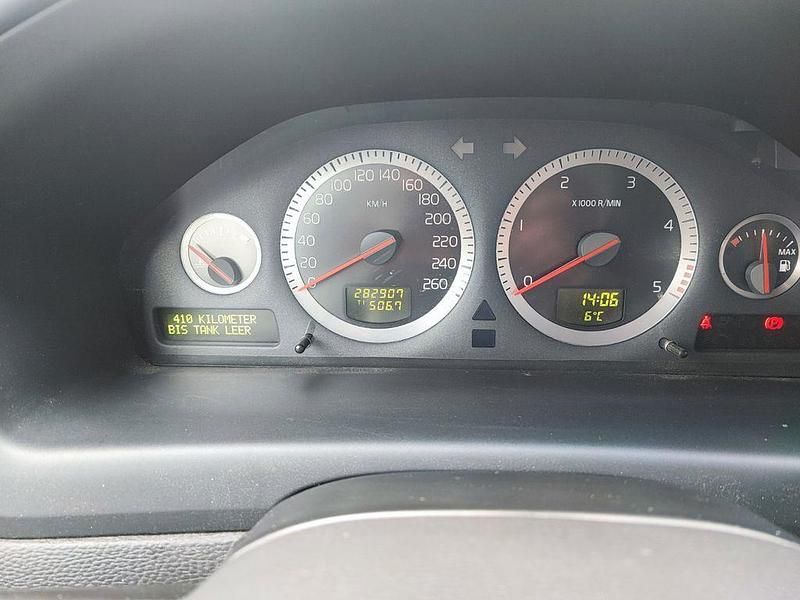 Gebraucht Volvo V70 Summum 163 PS (119 kW) 2006 Blau Kombi