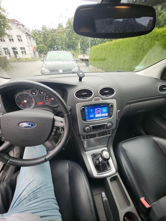 Schwarz Gebraucht 2008 Ford Focus Cabriolet Titanium Cabrio | 4.700 € (Fairer Preis) - Bild 1/4
