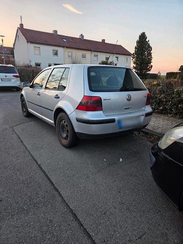 Gebraucht VW Golf IV 101 PS (74 kW) 2002 Limousine