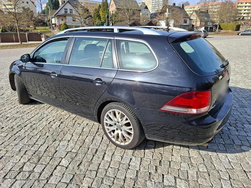 Gebraucht VW Golf VI Highline 122 PS (89 kW) 2011 Schwarz Kleinwagen