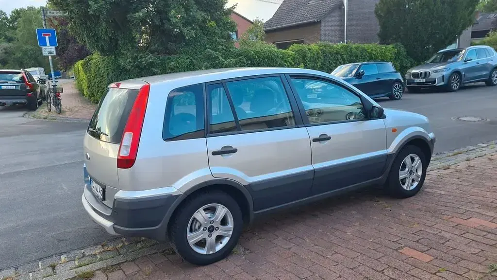 Gebraucht Ford Fusion Style 80 PS (58 kW) 2007 Silber Kleinwagen