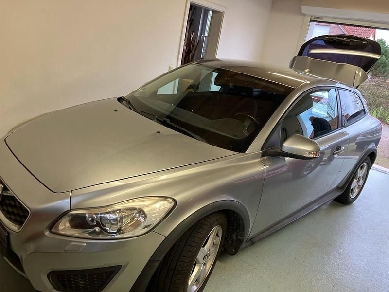 Silber Gebraucht 2010 Volvo C30 Kleinwagen | 3.800 € (Fairer Preis) - Bild 1/4