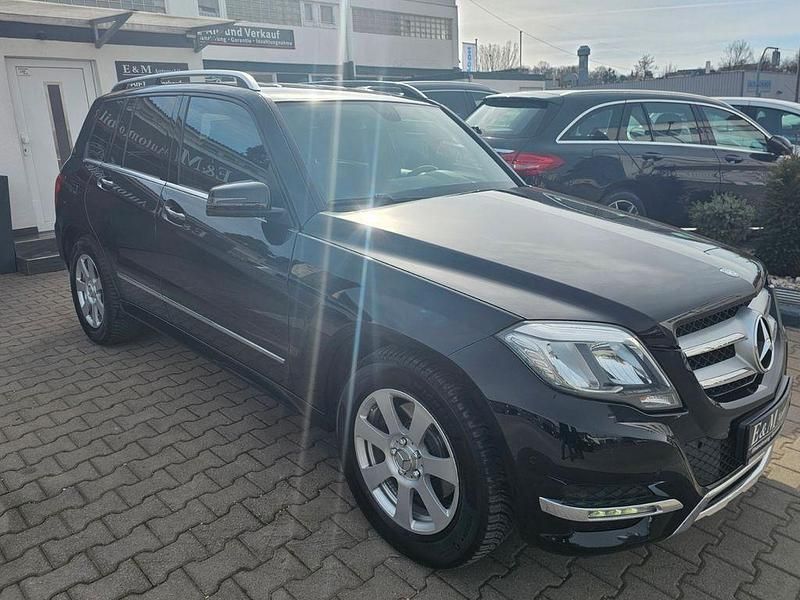 Gebraucht Mercedes GLK200 Sport 143 PS (105 kW) 2014 Schwarz SUV