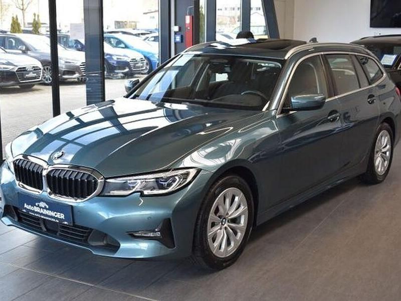 Gebraucht BMW 320 Advantage 190 PS (139 kW) 2021 Blau Kombi