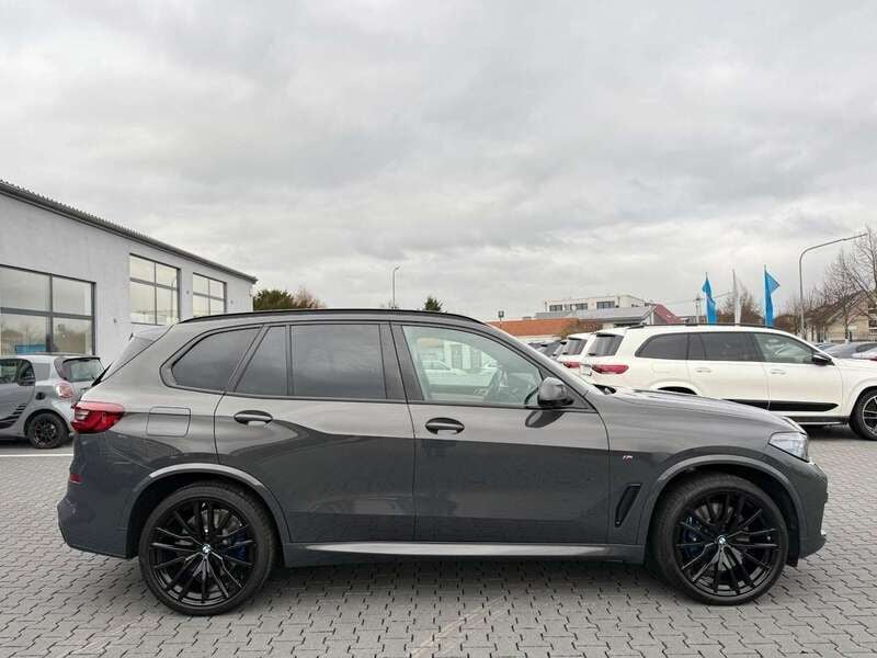Dravitgrau metallic Gebraucht 2023 BMW X5 M SUV | 74.990 € (Fairer Preis) - Bild 1/4