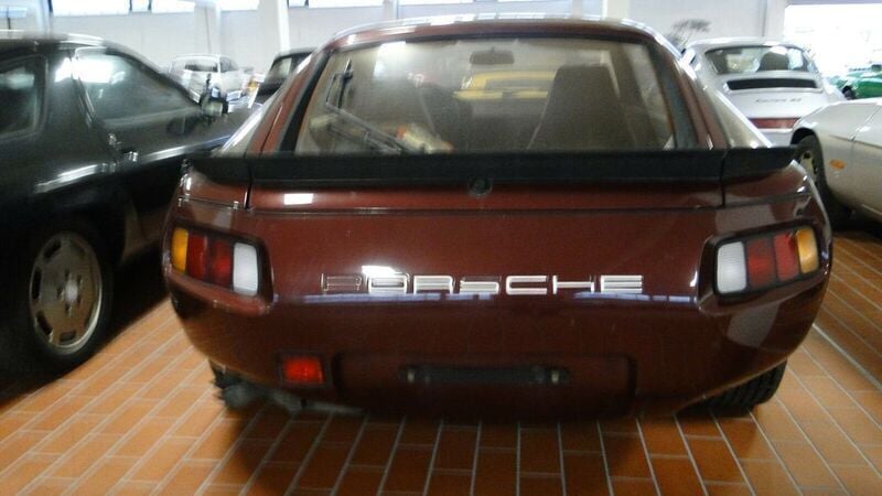 Brugt Porsche 928 310 HK (228 kW) 1982 Rød Coupe
