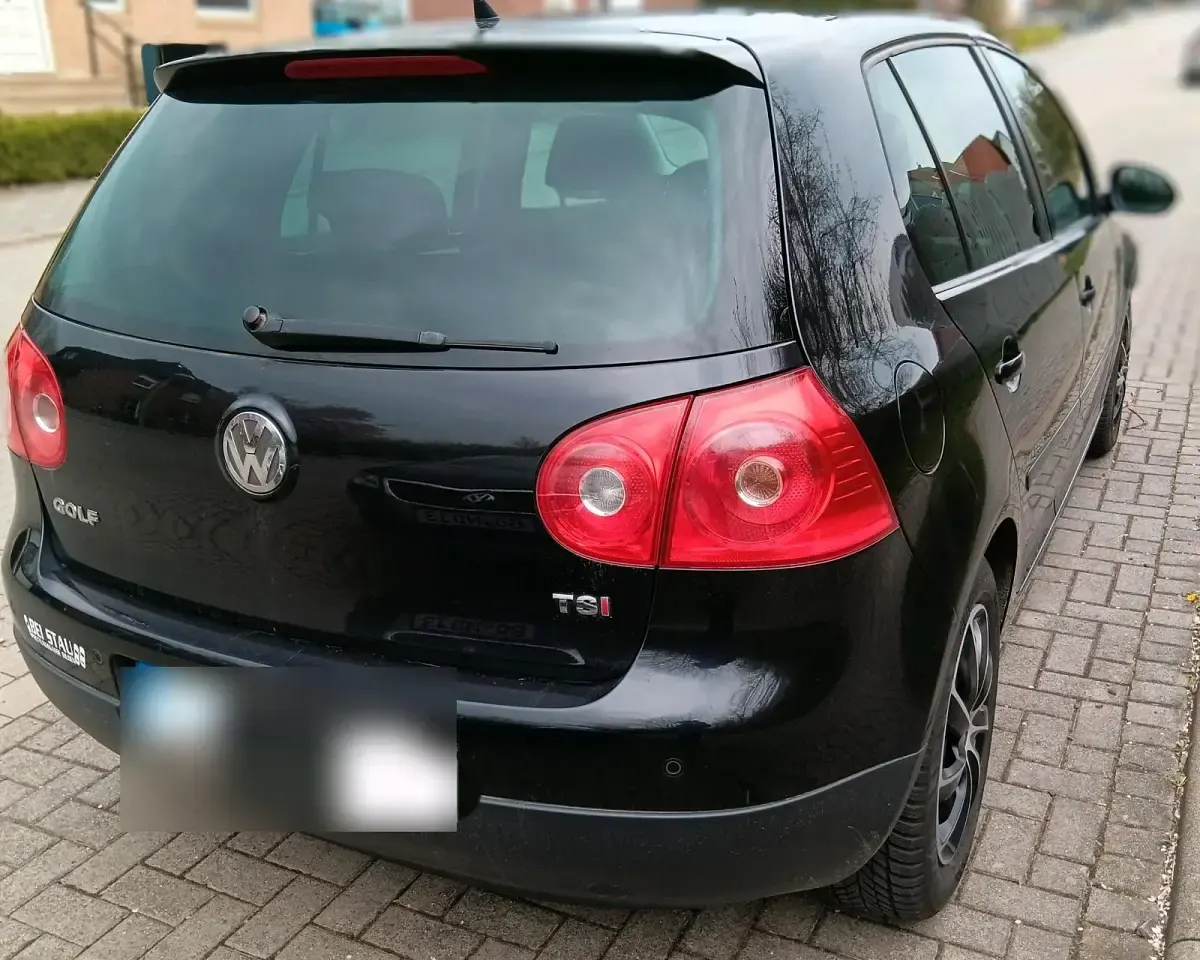 Gebraucht VW Golf V 140 PS (102 kW) 2008 Schwarz Kleinwagen