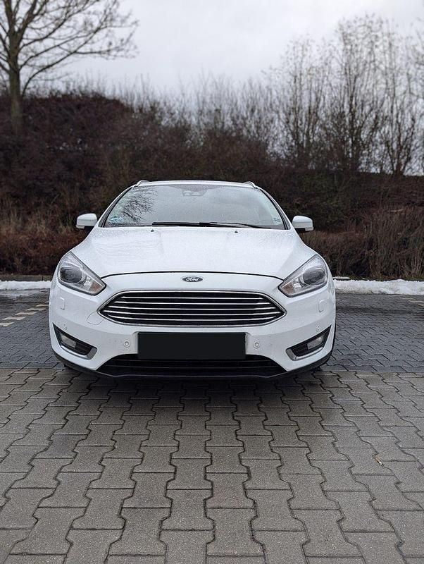 Gebraucht Ford Focus Titanium 150 PS (110 kW) 2018 Weiß Kombi
