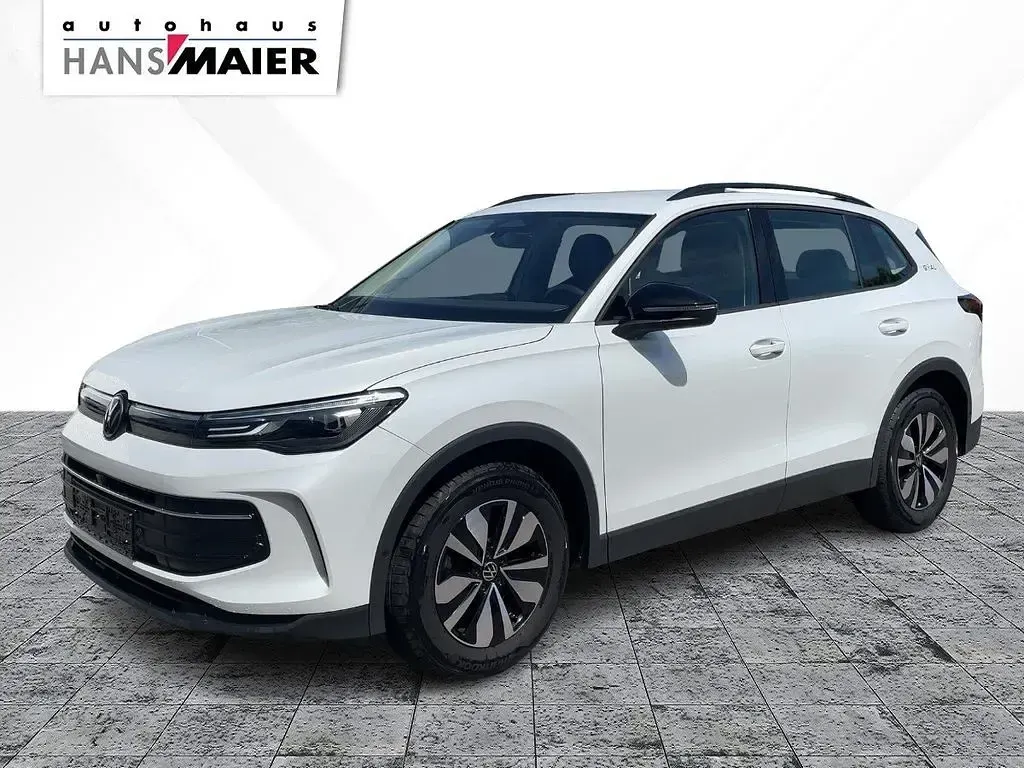 Gebraucht VW Tiguan Goal 150 PS (110 kW) 2024 Weiß SUV