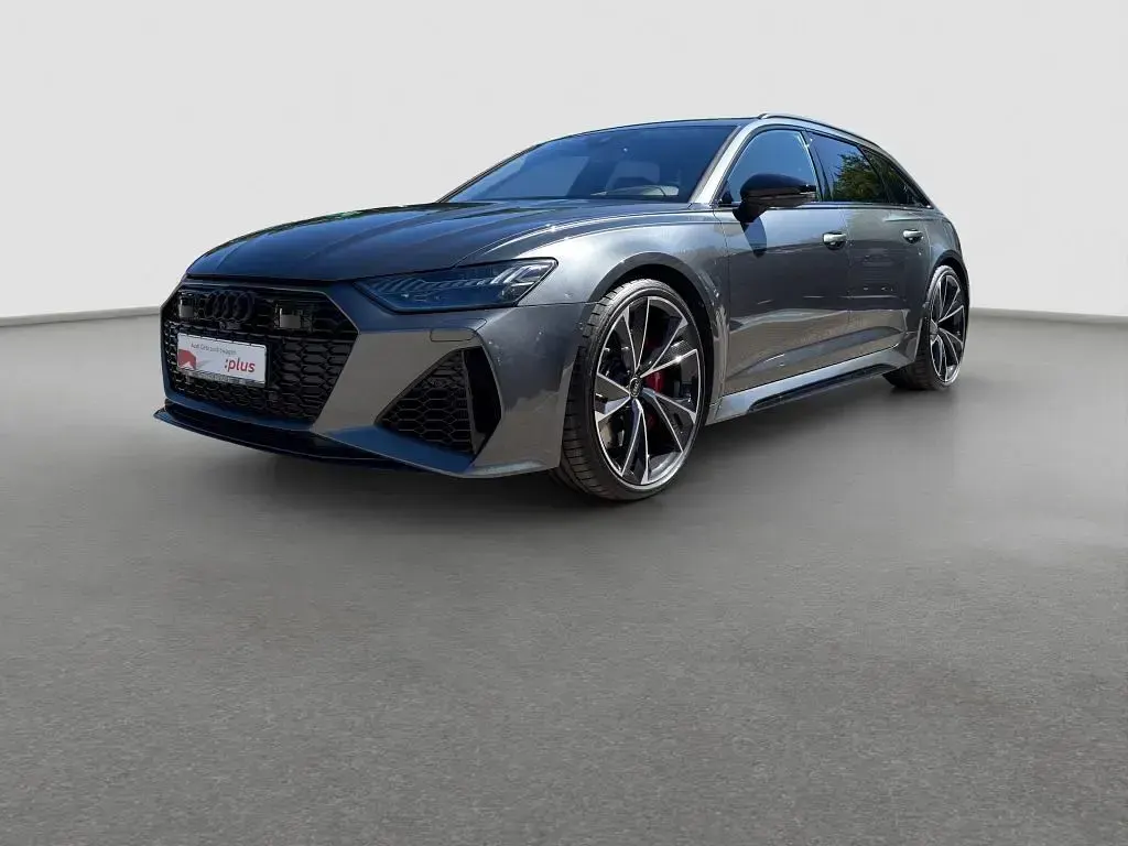 Używany Audi RS6 Ambiente 600 KM (441 kW) 2025 Szary Kombi