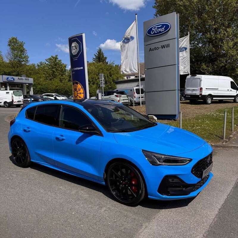 Vasttrafik blue Neu 2025 Ford Focus Sport Limousine | 41.987 € (Fairer Preis) - Bild 1/4