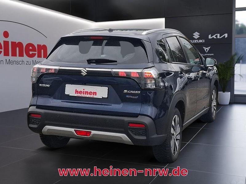 Gebraucht Suzuki SX4 S-Cross Comfort+ 102 PS (75 kW) 2024 Blau SUV