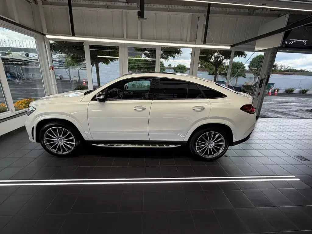 Gebraucht Mercedes GLE400 AMG 330 PS (242 kW) 2020 Weiß SUV