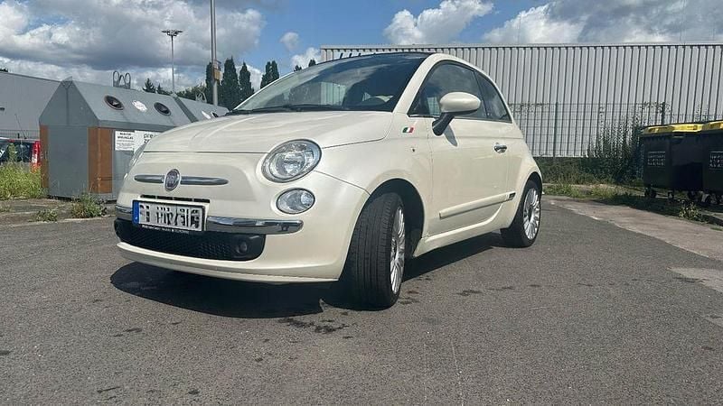 Weiß Gebraucht 2010 Fiat 500C Lounge Cabrio | 5.590 € (Fairer Preis) - Bild 1/4
