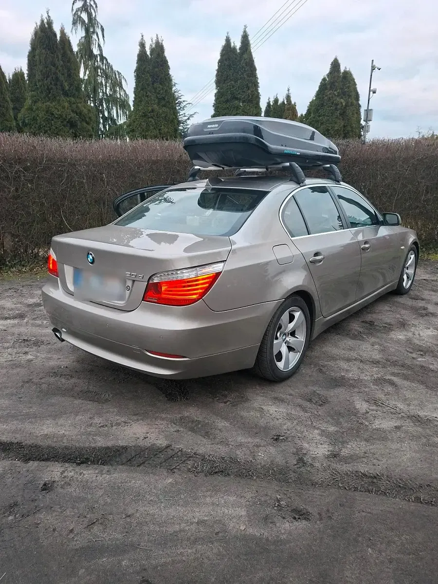 Gebraucht BMW 520 130 PS (95 kW) 2007 Braun Limousine