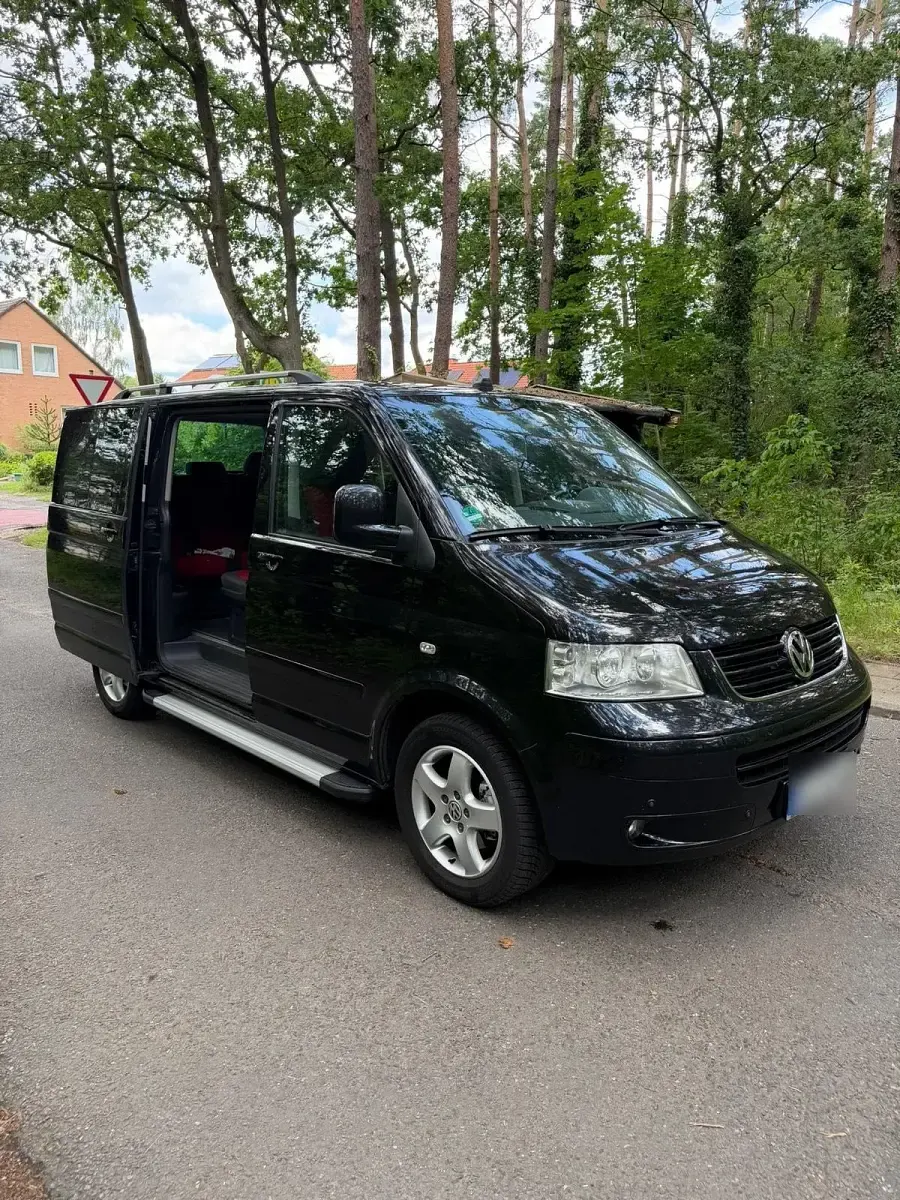 Gebraucht VW Multivan 174 PS (127 kW) 2006 Schwarz Van / Kleinbus