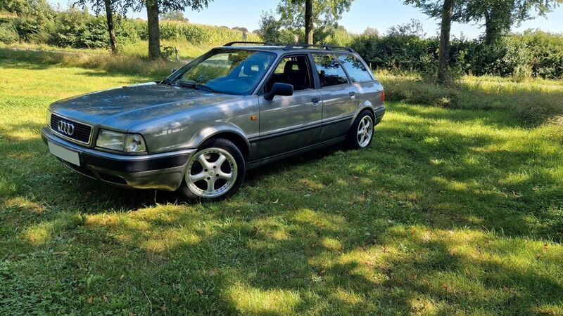 Grau Gebraucht 1993 Audi 80 Kombi | 1.800 € - Bild 1/4