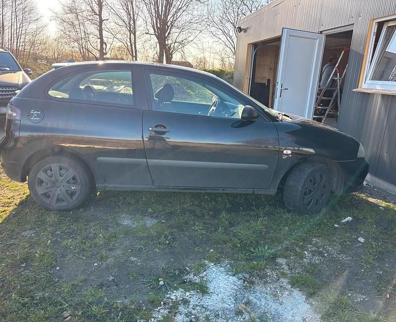 Second-hand Seat Ibiza 60 CP (44 kW) 2007 Negru Hatchback