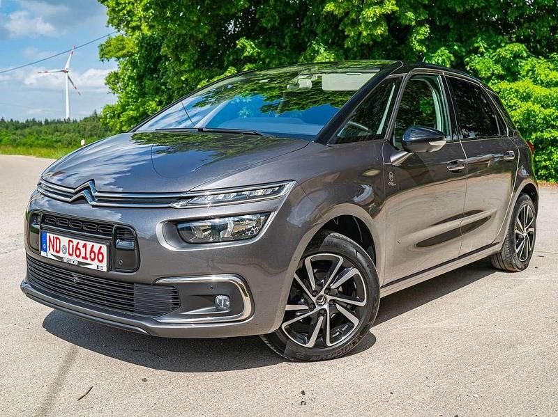 Lackierung platiniumgrau Gebraucht 2019 Citroën C4 SpaceTourer Origins Van / Kleinbus | 11.500 € (Fairer Preis) - Bild 1/4