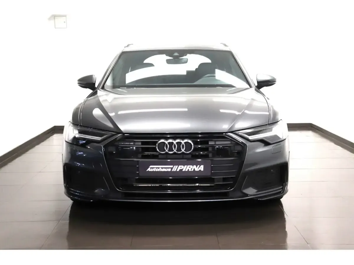 Gebraucht Audi A6 S-Line 299 PS (219 kW) 2022 Grau Kombi