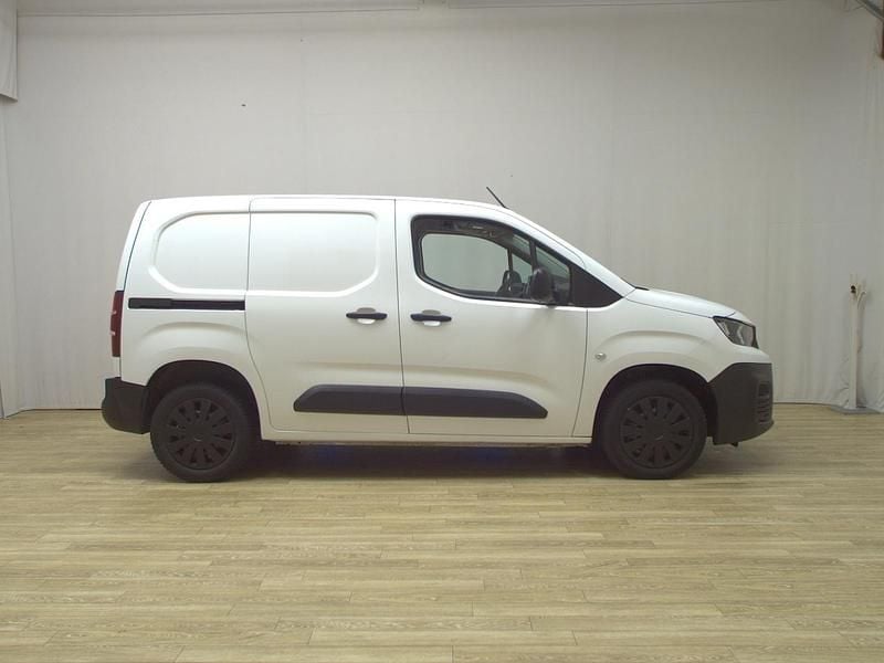 Gebraucht Peugeot Partner 102 PS (75 kW) 2020 Weiß Van / Kleinbus