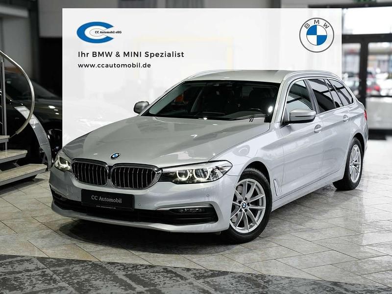 Silber Gebraucht 2019 BMW 520 Sport Line Kombi | 17.999 € (Superpreis) - Bild 1/3