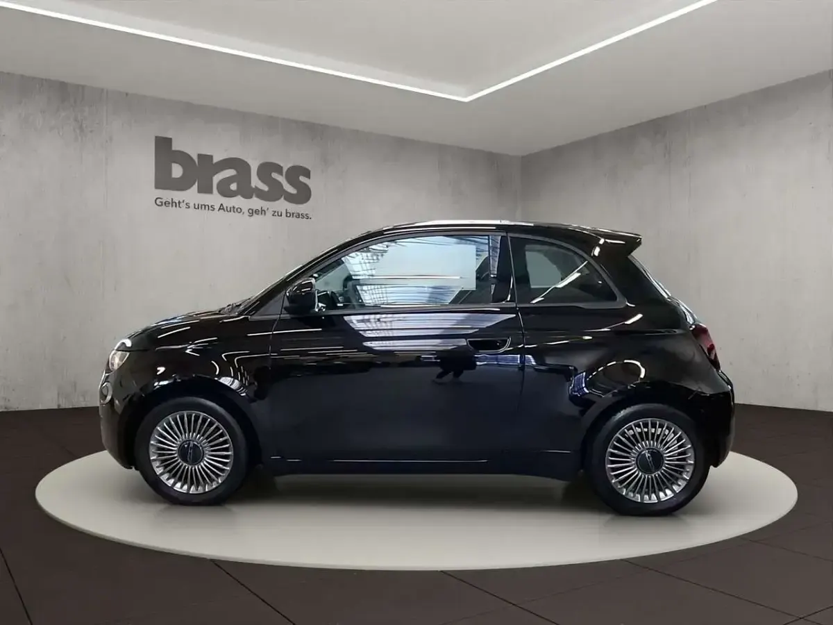 Gebraucht Fiat 500e 42 kW (58 PS) 2022 Onyx schwarz Limousine