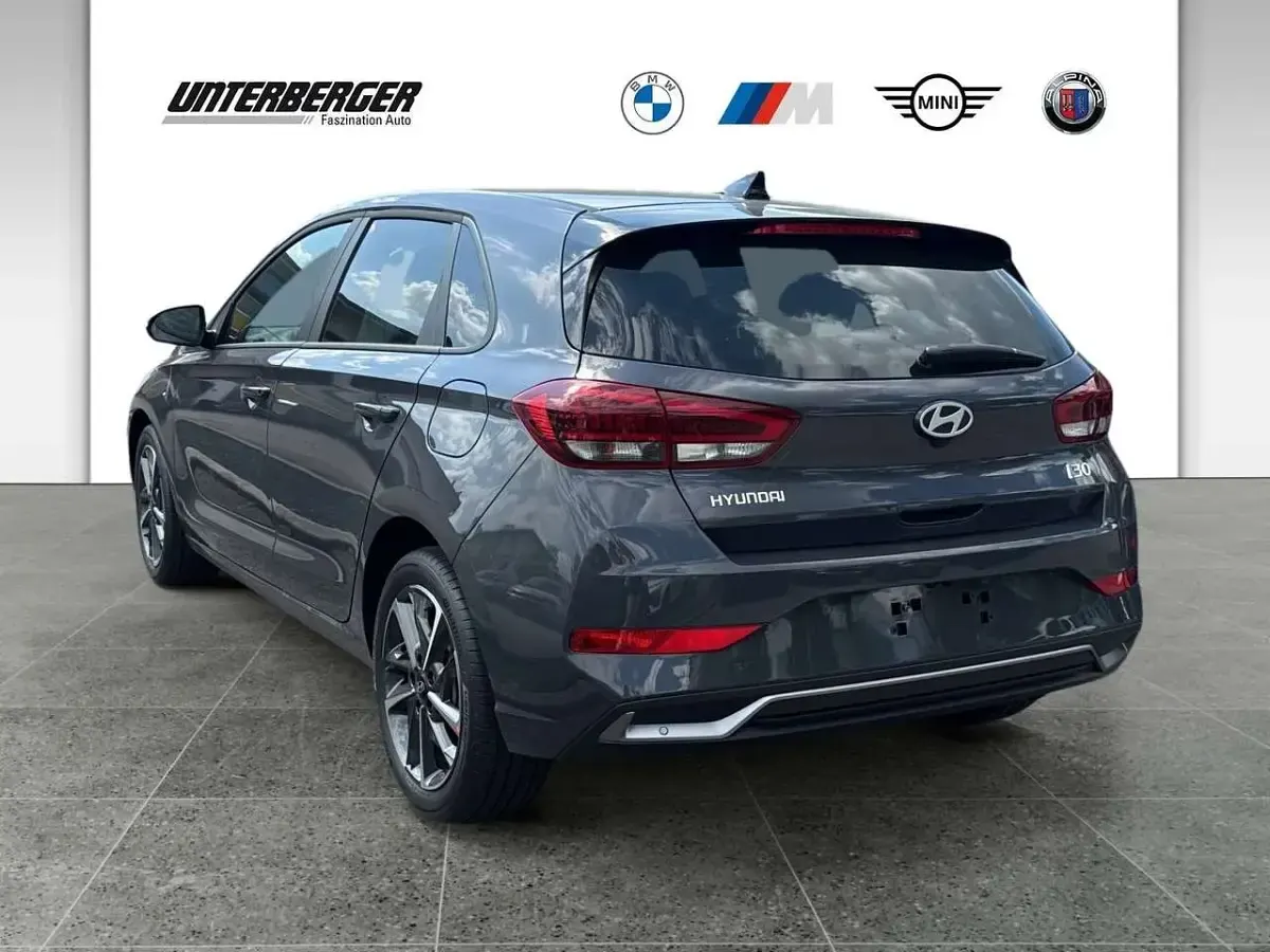 Neu Hyundai i30 Trend 150 PS (110 kW) 2026 Ecotronic grey / mic Limousine