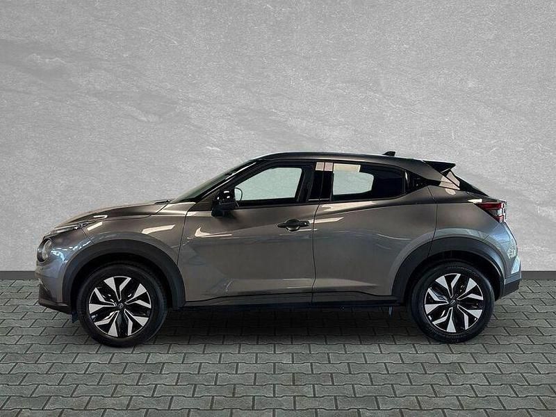Neu Nissan Juke Acenta 114 PS (83 kW) 2025 Gun metallic SUV