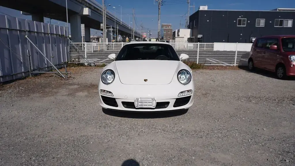 Gebraucht Porsche 997 Sport 385 PS (283 kW) 2010 Carraraweiß Coupé