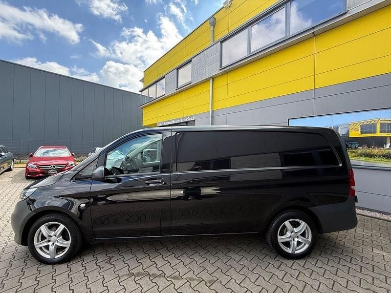 Gebraucht Mercedes Vito 163 PS (119 kW) 2018 Schwarz Van