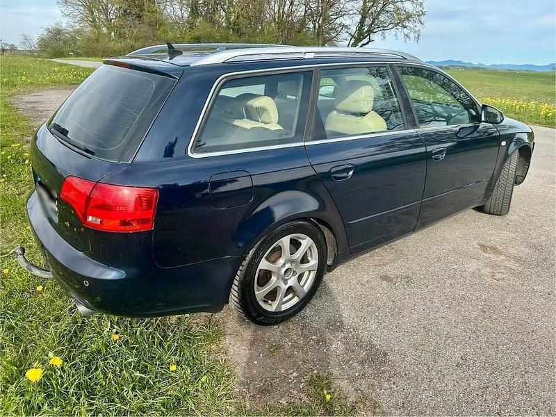 Używany Audi A4 255 KM (187 kW) 2005 Niebieski Kombi