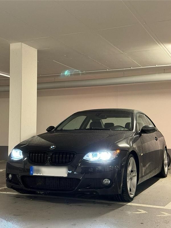 Schwarz Gebraucht 2006 BMW 335 Coupé | 14.000 € (Fairer Preis) - Bild 1/4