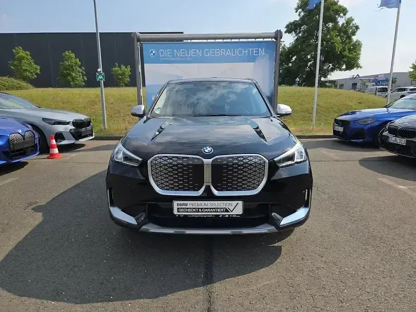 Gebraucht BMW iX1 xLine 230 kW (313 PS) 2023 Schwarz SUV
