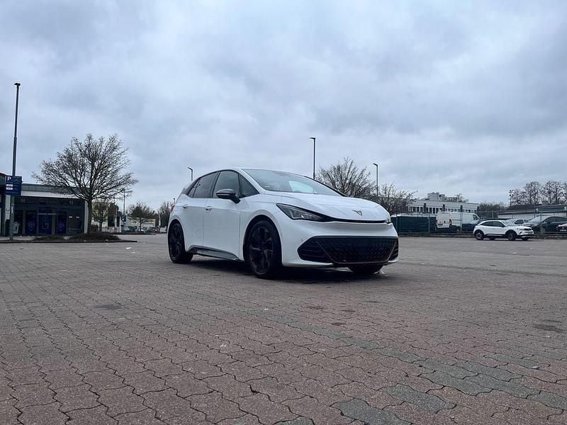 Gebraucht Cupra Born 150 kW (204 PS) 2022 Weiß Kleinwagen