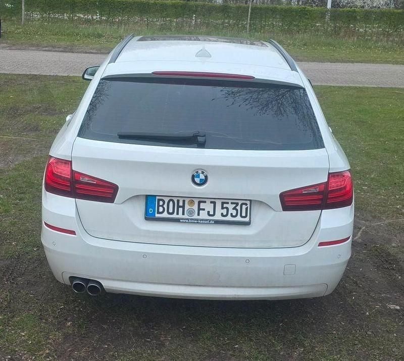 Gebraucht BMW 530 258 PS (189 kW) 2016 Weiß Kombi