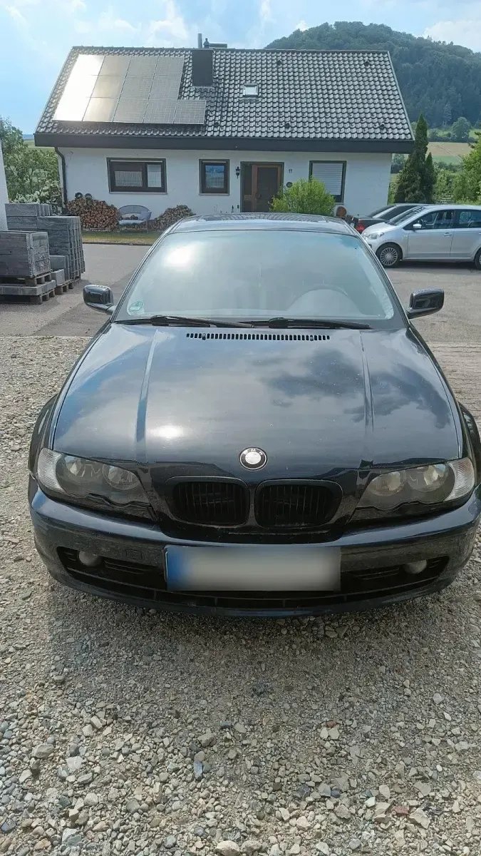 Gebraucht BMW 320 170 PS (125 kW) 2001 Schwarz Coupé