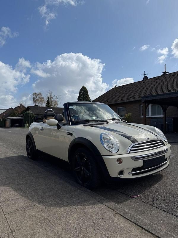 Second-hand Mini Cooper Cabriolet 116 CP (85 kW) 2007 Alb Cabrio