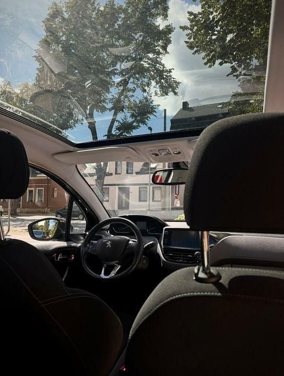 Gebraucht Peugeot 208 120 PS (88 kW) 2014 Braun Kleinwagen