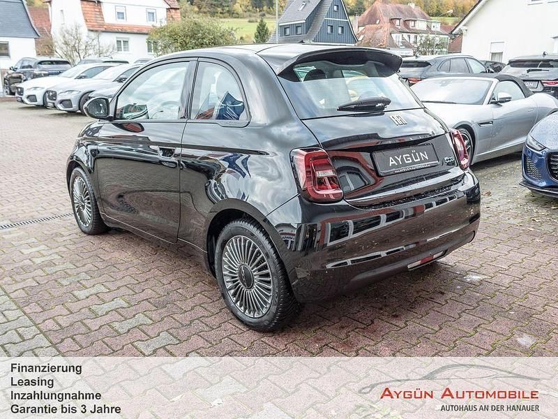 Gebraucht Fiat 500e Icon 86 kW (118 PS) 2021 Schwarz Limousine