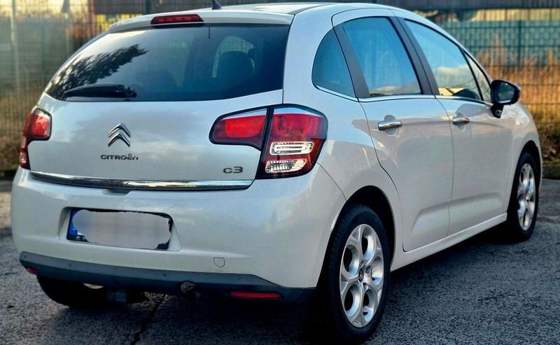 Gebraucht Citroën C3 SELECTION 82 PS (60 kW) 2014 Grau Limousine