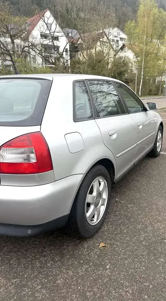 Gebraucht Audi A3 Ambiente 102 PS (75 kW) 2003 Kleinwagen