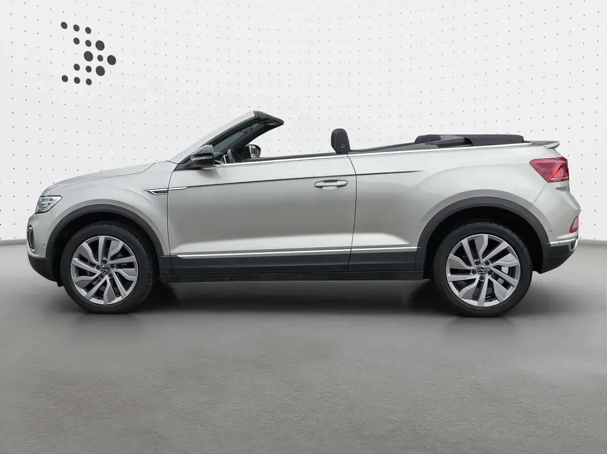 Gebraucht VW T-Roc Move 150 PS (110 kW) 2023 Ivory silver metallic SUV