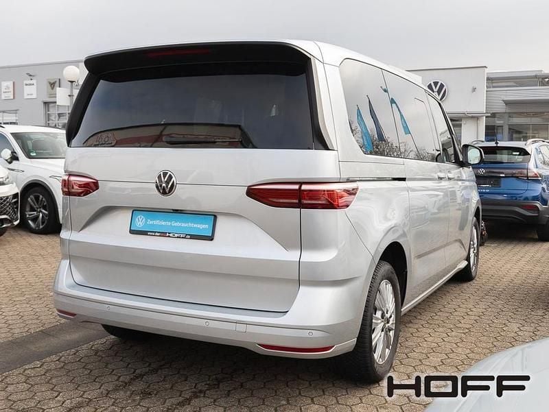 Gebraucht VW Multivan 136 PS (100 kW) 2024 Silber Van