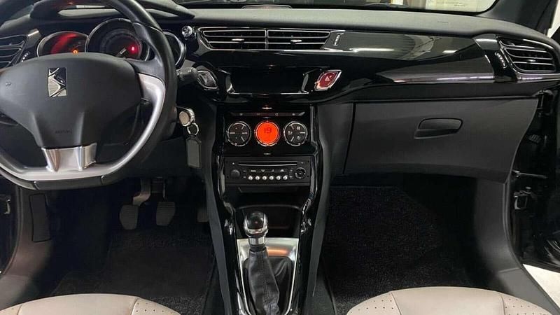 Gebraucht Citroën DS3 So Chic 120 PS (88 kW) 2013 Schwarz Limousine